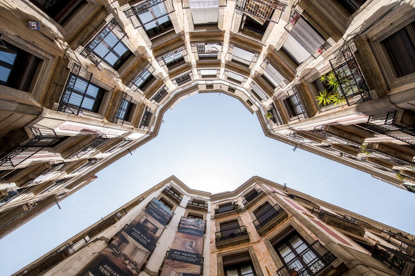 Carrer de Milans, Barcelona