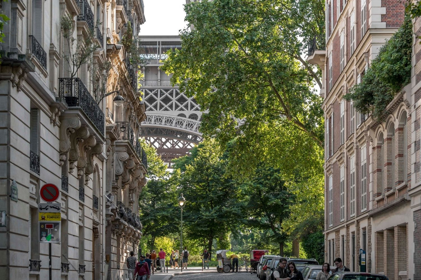 Rue de l'université, Paris